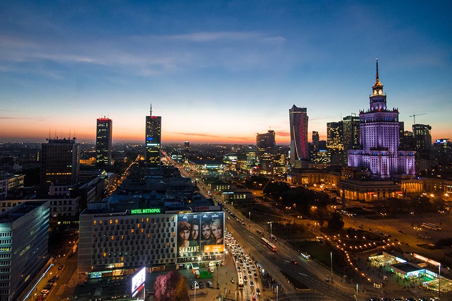 Gdzie na randkę w Warszawie? Prezentujemy TOP 10 najbardziej oryginalnych miejsc!